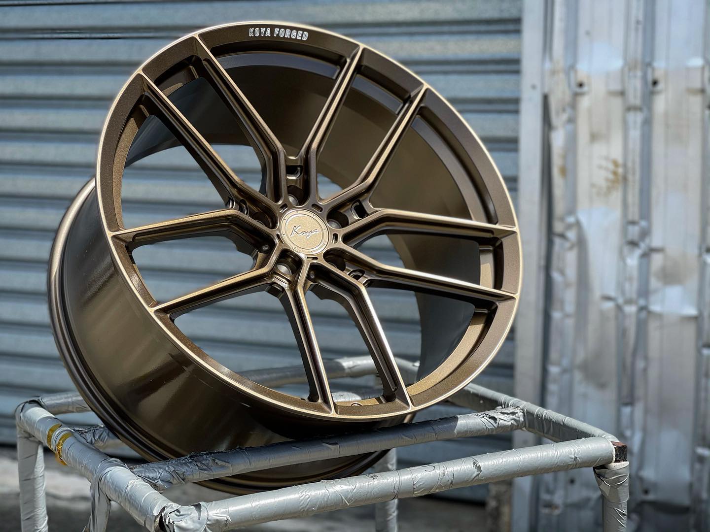 Gloss Bronze Chrome