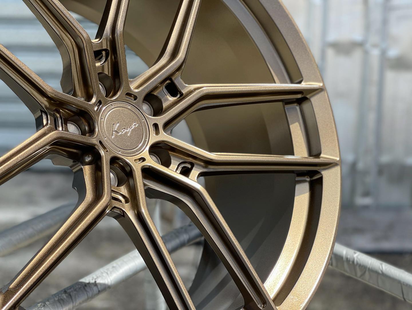 Gloss Bronze Chrome