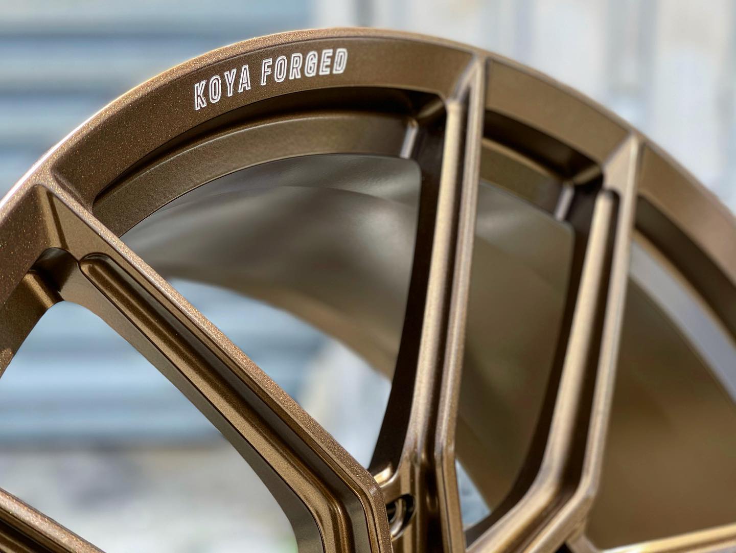 Gloss Bronze Chrome