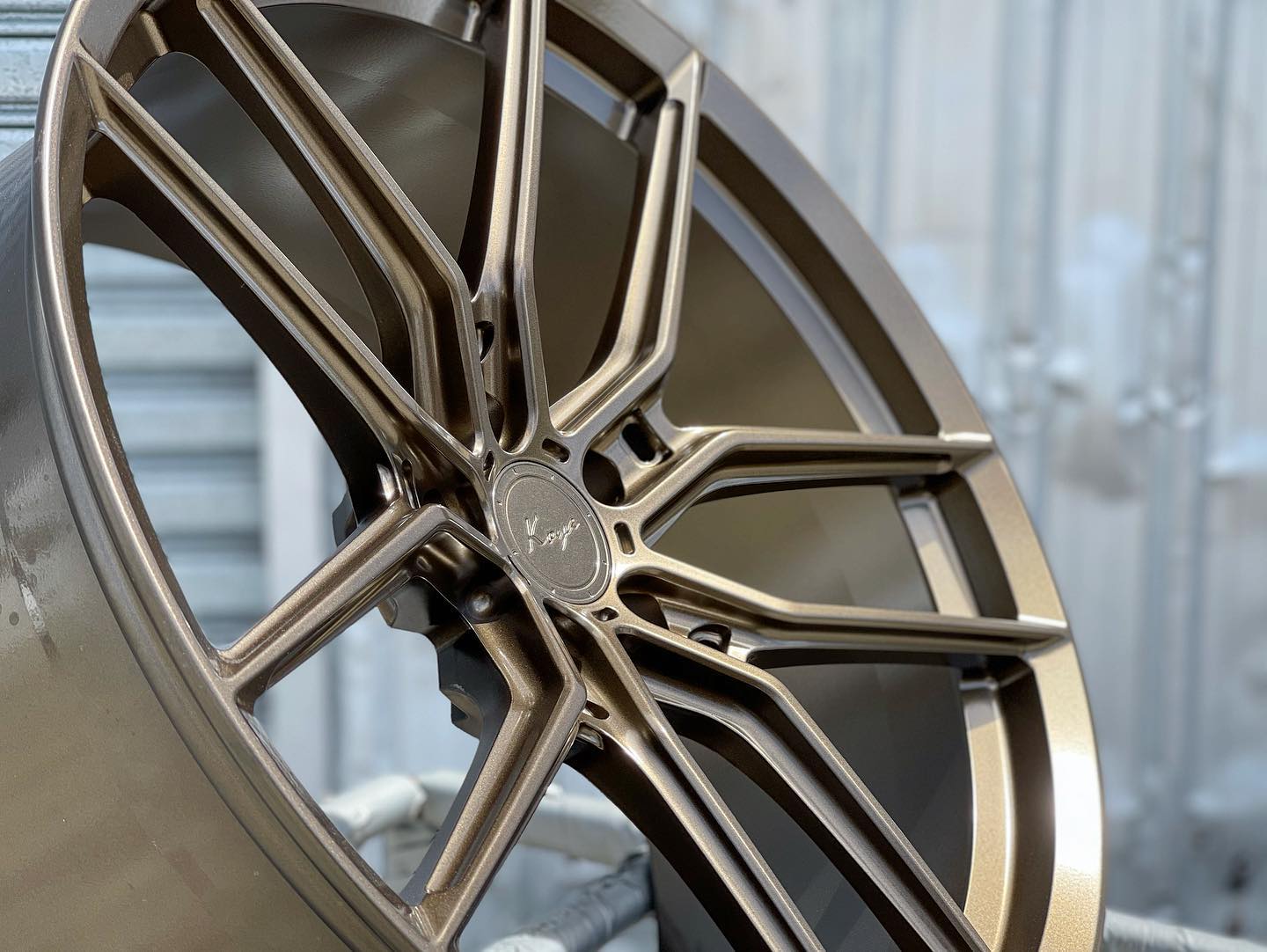 Gloss Bronze Chrome