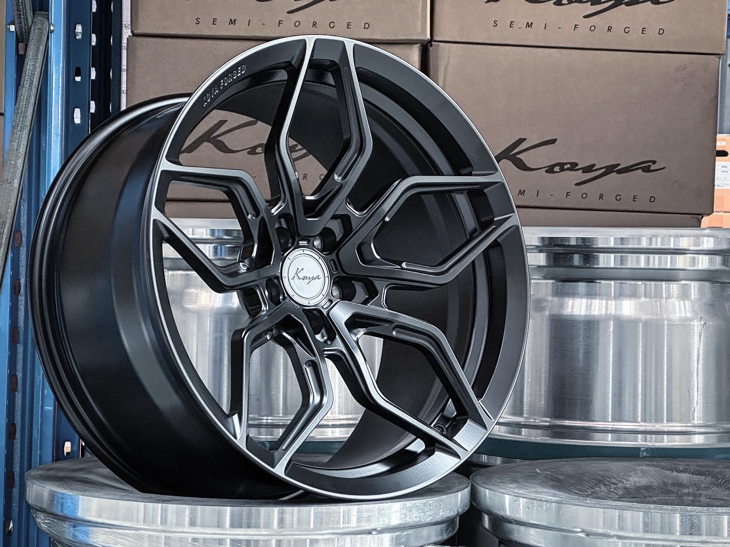 Gloss Black Onyx
