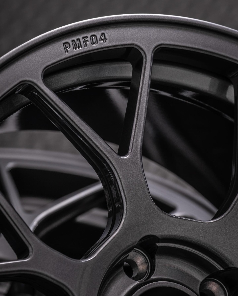 Ultra Charcoal