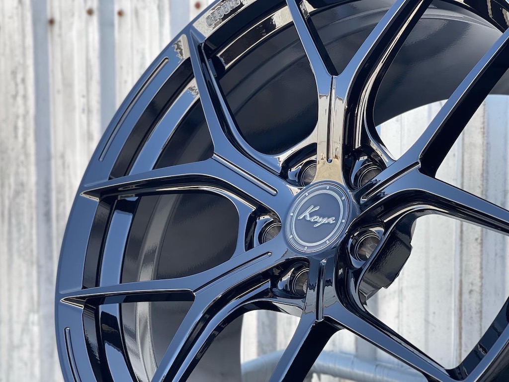 Gloss Black