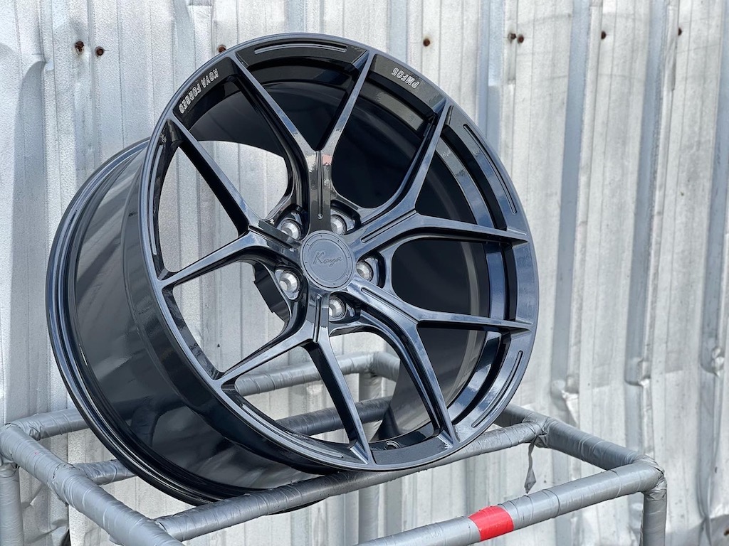 Gloss Black