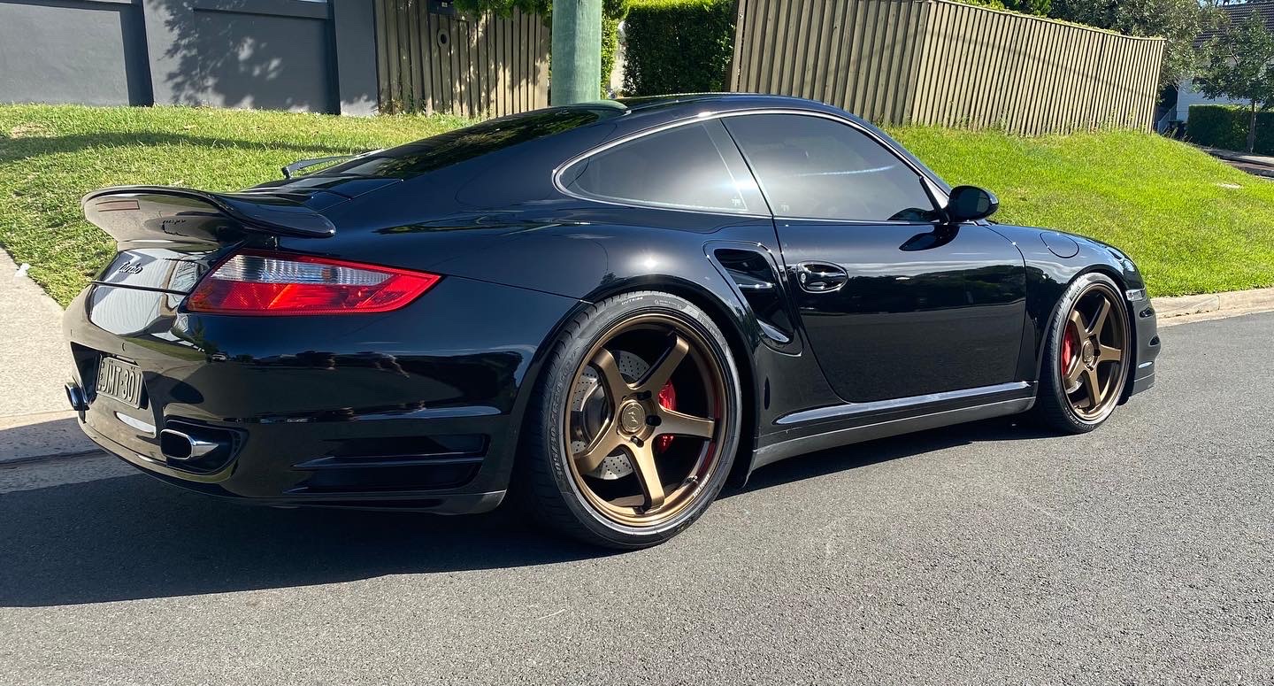 911 Gloss Bronze Chrome