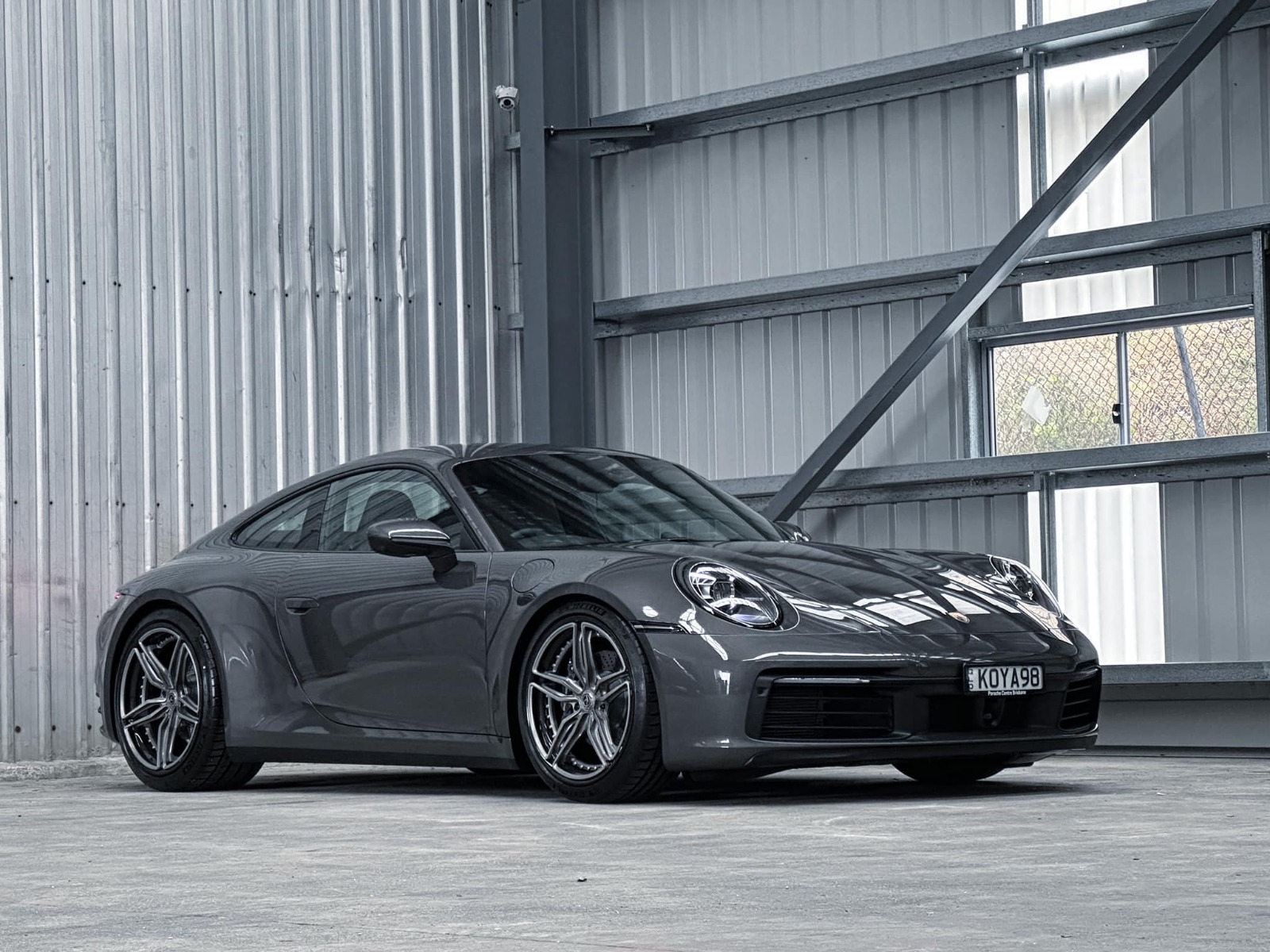 PORSCHE 992